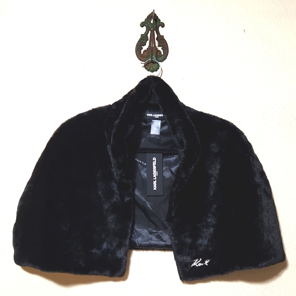 NWT! Karl Lagerfeld Paris Black Faux Fur Shoulder Capelet